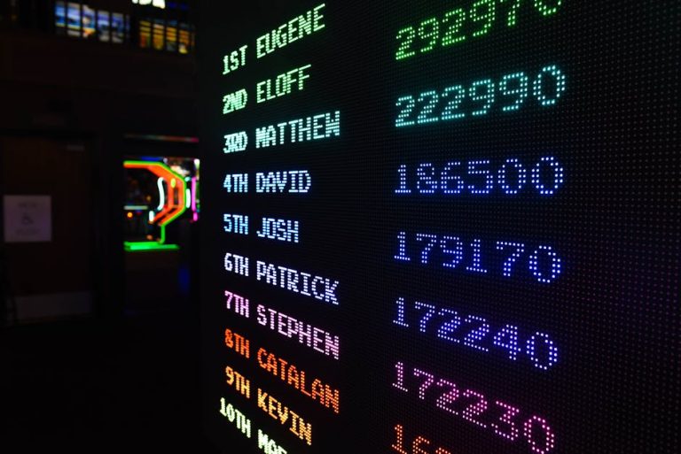 From Pixels to Performance: The Art of Budget-Friendly Game Server Hosting